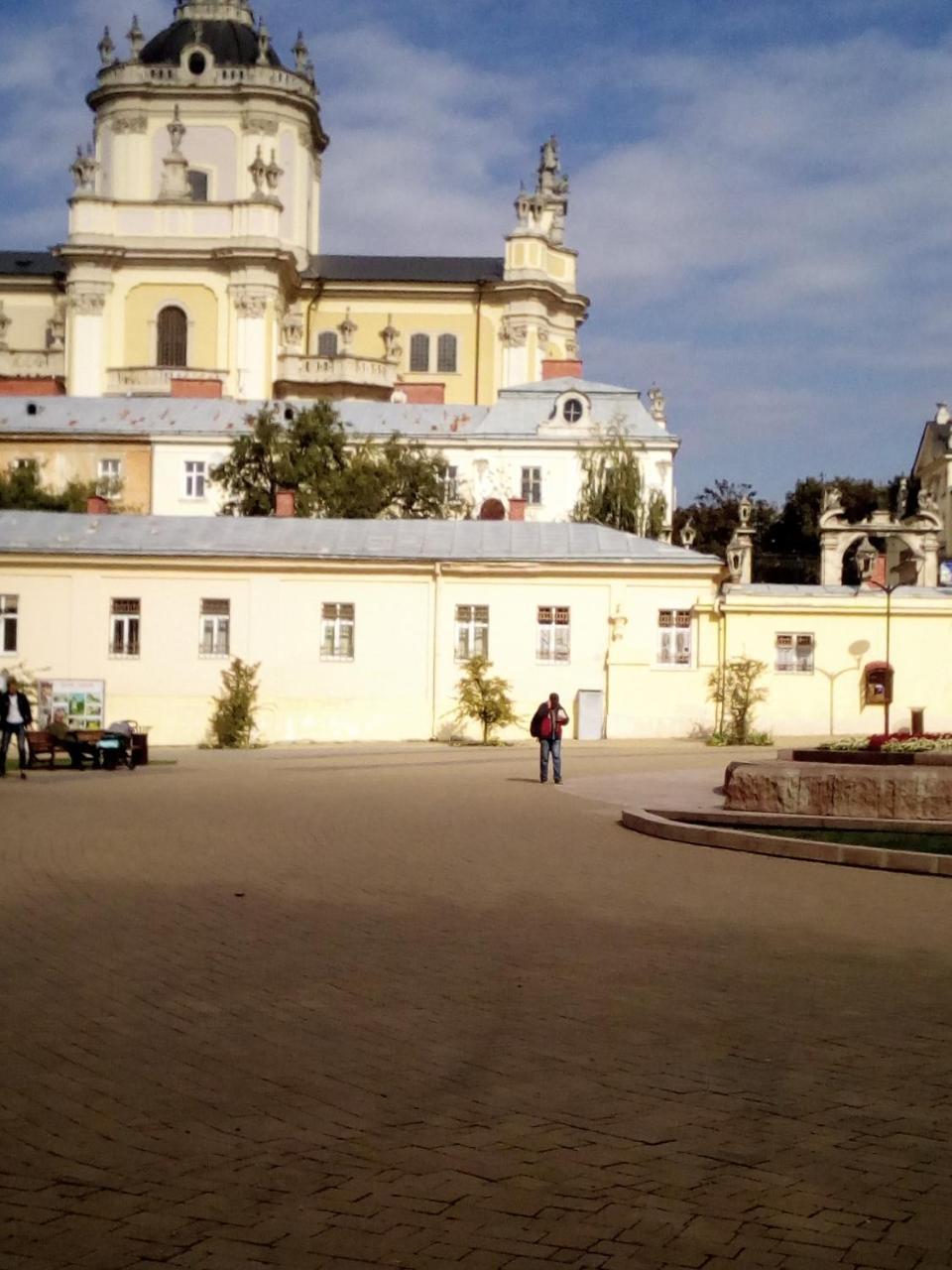 1 Ком Апартаменты На Олены Степанивны ,Парковка ลวีฟ ภายนอก รูปภาพ